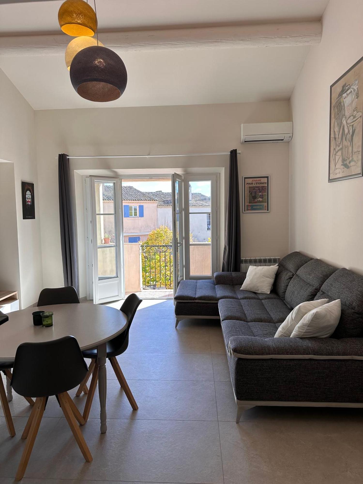 Appartement Clim & Piscine Sur Golf Pont-Royal Exterior photo