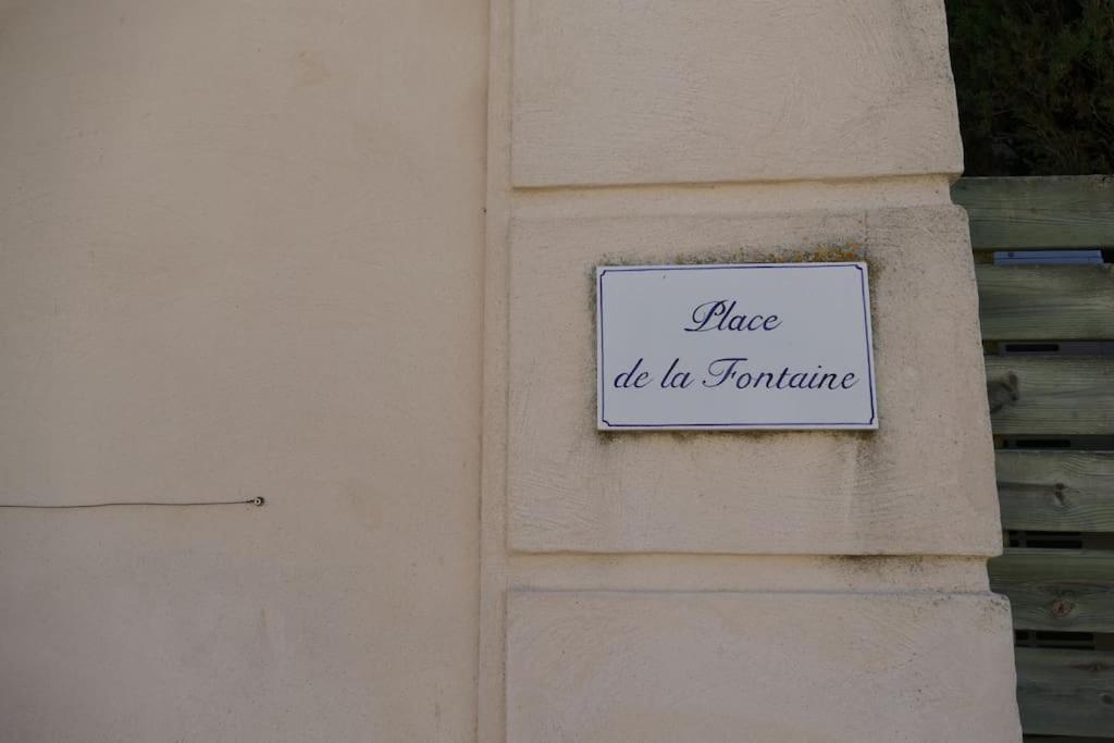 Appartement Clim & Piscine Sur Golf Pont-Royal Exterior photo